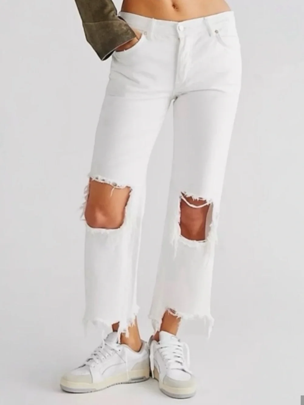 FREE PEOPLE WE THE FREE Maggie Beachy Shredded Distressed White Cropped Jeans